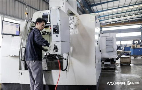 腰部企業(yè)如何領跑數(shù)字經濟時代 數(shù)智化示范工廠的實踐與啟示